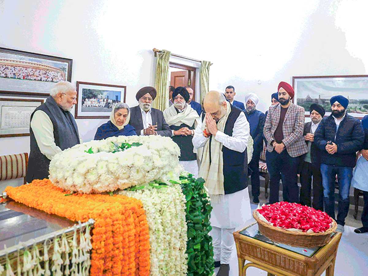 मनमोहन स्मारक के लिए भूमि देगी सरकार, निगमबोध घाट पर होगा अंतिम संस्कार